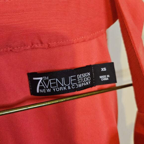 7th Avenue Size Extra Small XS Tank Top Blouse 3D Flowers Coral Color Pink - Picture 2 of 9